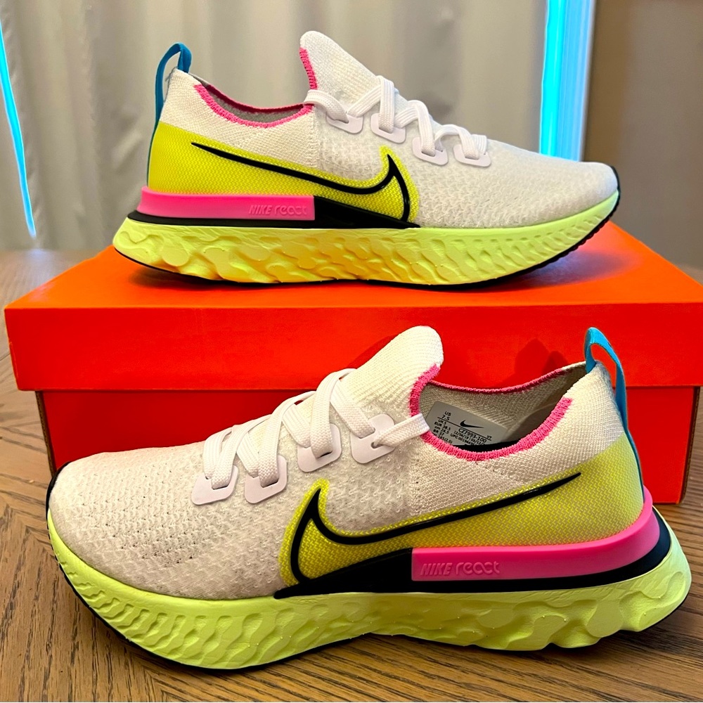 Women’s Nike React Infinity Run Flyknit White Black Volt Pink